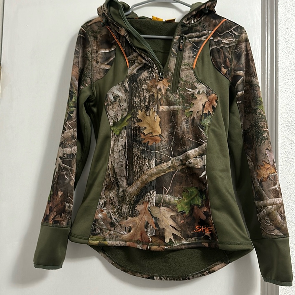 SHE hunting